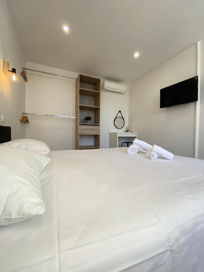 La Cle -climatisation - Parking Prive - Ideale - Professionnels - Familles - Amis Appartement Hyères